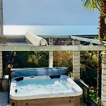Luxury Swiss Chalet | Spa • Ac • Lake View • Interlaken Alpehytte Niederried bei Interlaken
