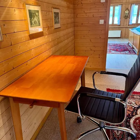 Dağ evi Lakeview Swiss With Hot Tub Near Interlaken Niederried bei Interlaken