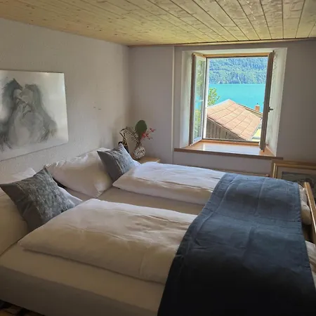 Chalé Lakeview Swiss With Hot Tub Near Interlaken Niederried bei Interlaken