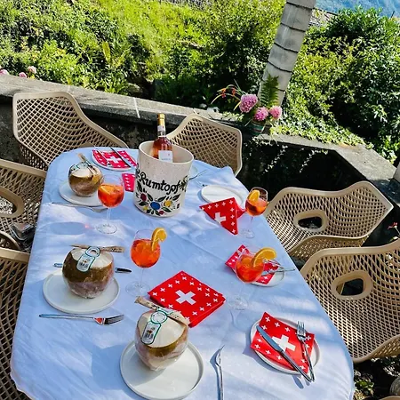 Lakeview Swiss With Hot Tub Near Interlaken Domek alpejski *