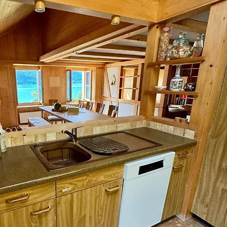 Lakeview Swiss With Hot Tub Near Interlaken Niederried bei Interlaken