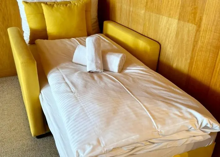 Lakeview Swiss With Hot Tub Near Interlaken