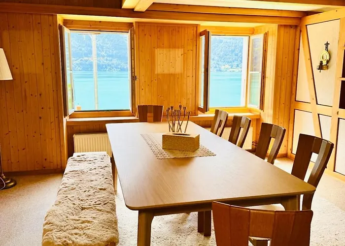 Lakeview Swiss With Hot Tub Near Interlaken Horská chata *