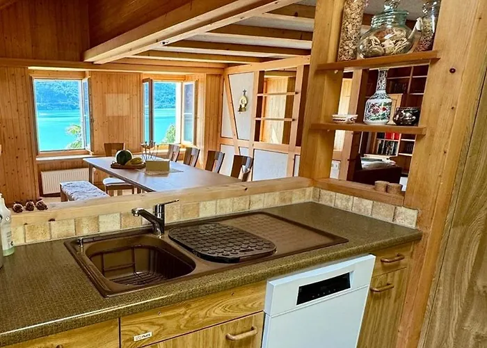 Lakeview Swiss With Hot Tub Near Interlaken Niederried bei Interlaken