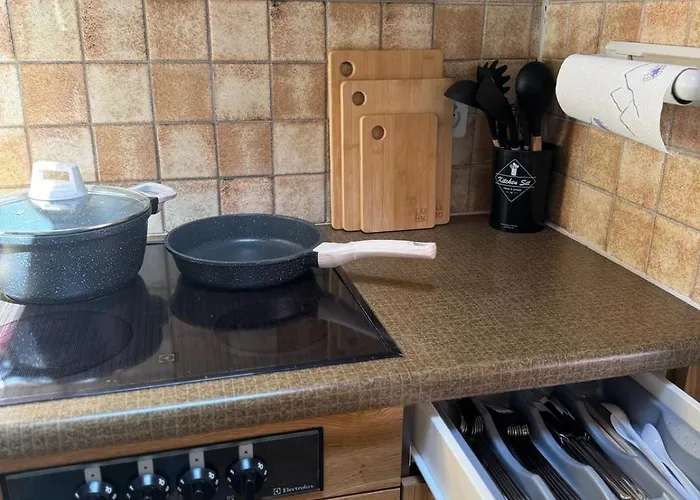 Lakeview Swiss With Hot Tub Near Interlaken