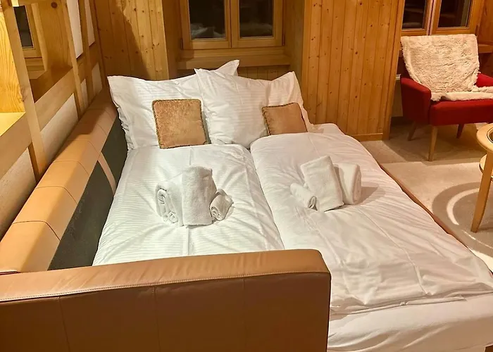 Horská chata Lakeview Swiss With Hot Tub Near Interlaken Niederried bei Interlaken