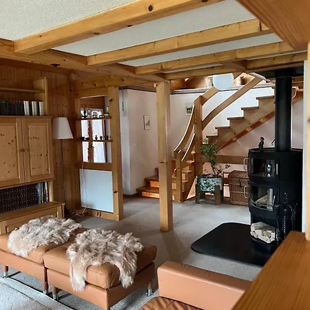 Alpstuga Lakeview Swiss With Hot Tub Near Interlaken