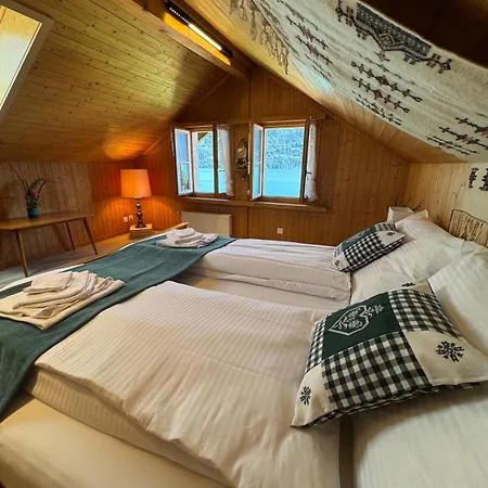 Alpstuga Lakeview Swiss With Hot Tub Near Interlaken *