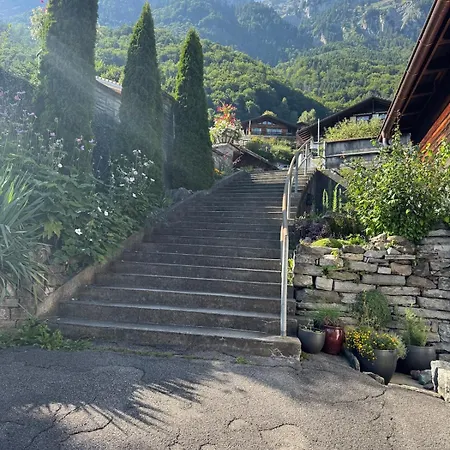 Alpstuga Lakeview Swiss With Hot Tub Near Interlaken *