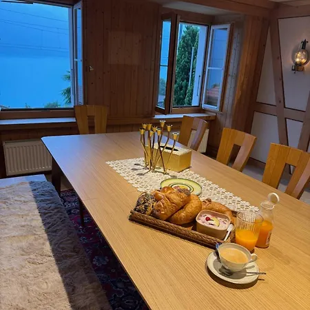Lakeview Swiss With Hot Tub Near Interlaken * Niederried bei Interlaken